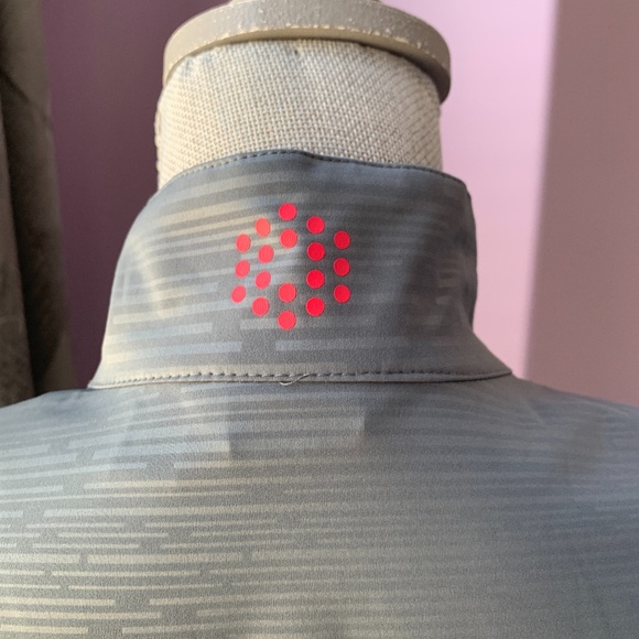 Puma Windbreaker - Picture 4 of 16